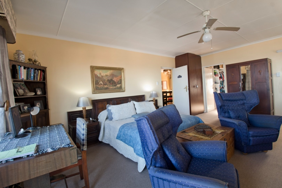 11 Bedroom Property for Sale in Dana Bay Western Cape